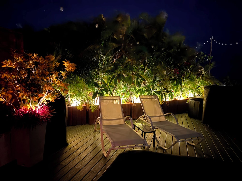 Ultravioleta Boutique Residences 43/47