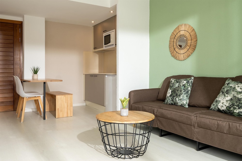 Marsenses Natura Olea Hotel 34/62