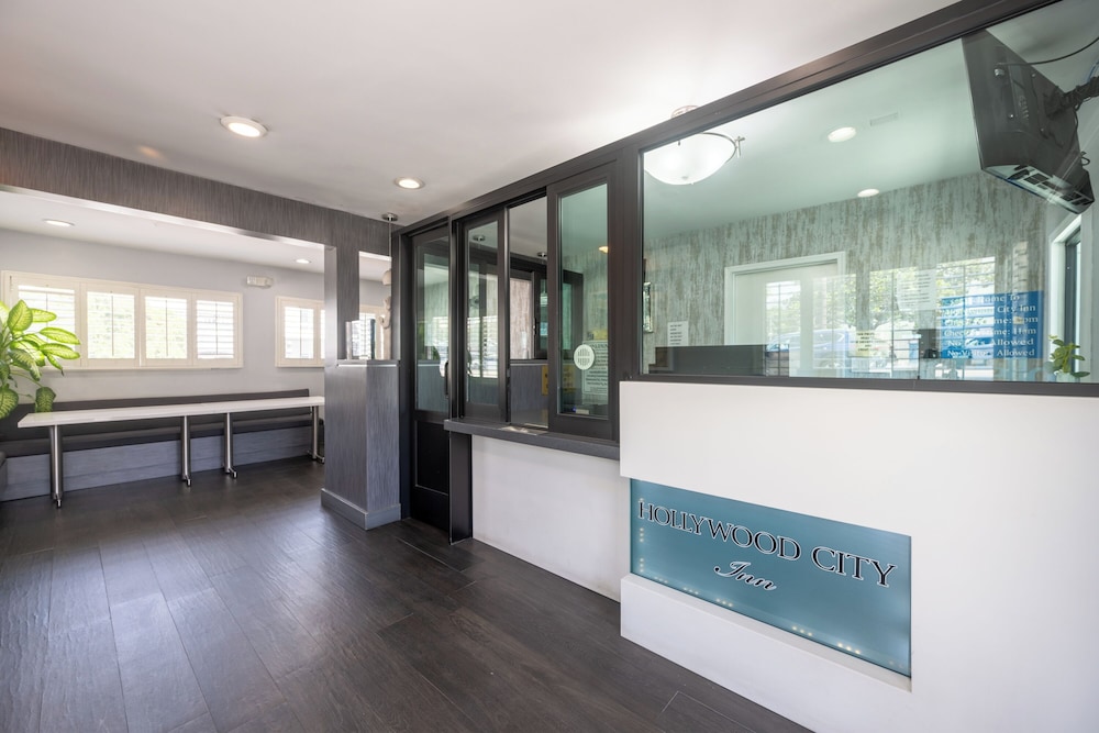 Hollywood City Inn 12/60