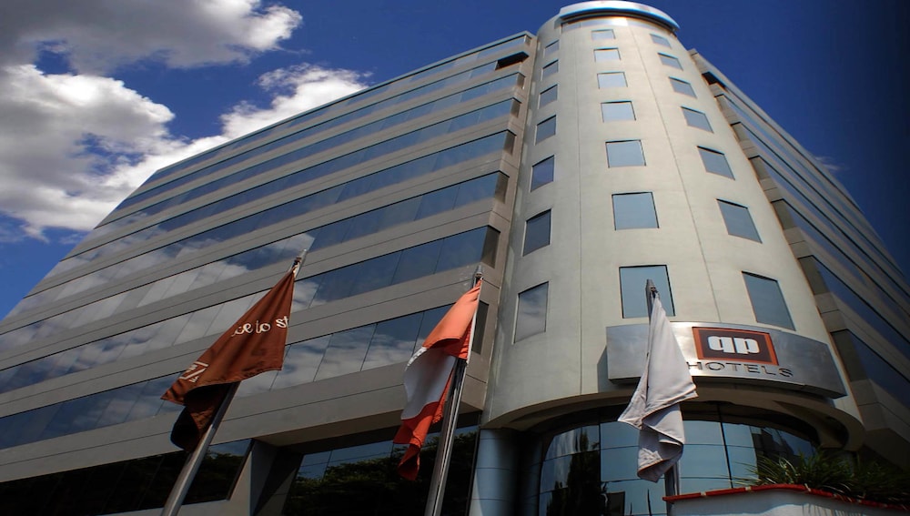 QP HOTELS LIMA 58/59