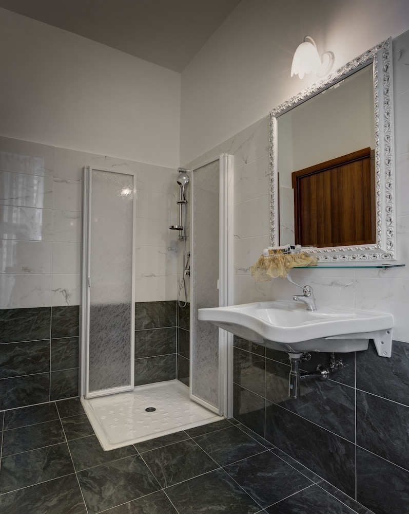 Residenza In Farnese 48/50
