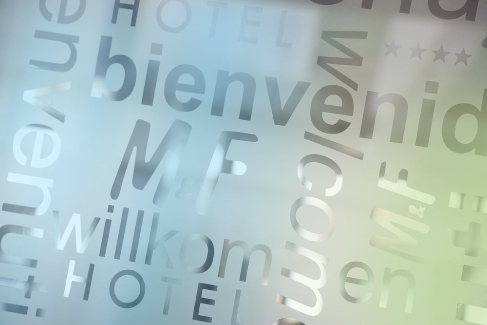 M F Hotel 13/72