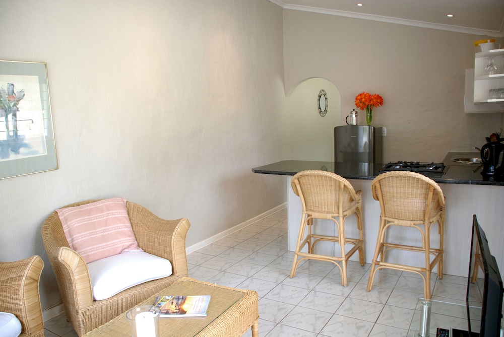 Mandalay Guest House 24/39