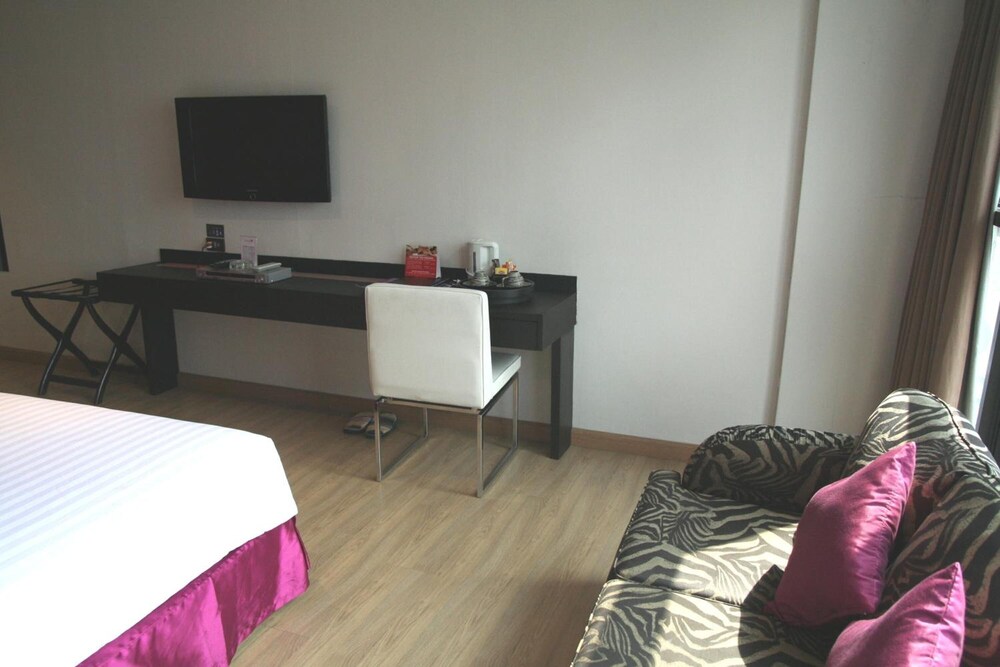 Grand Inn Hotel 30/64