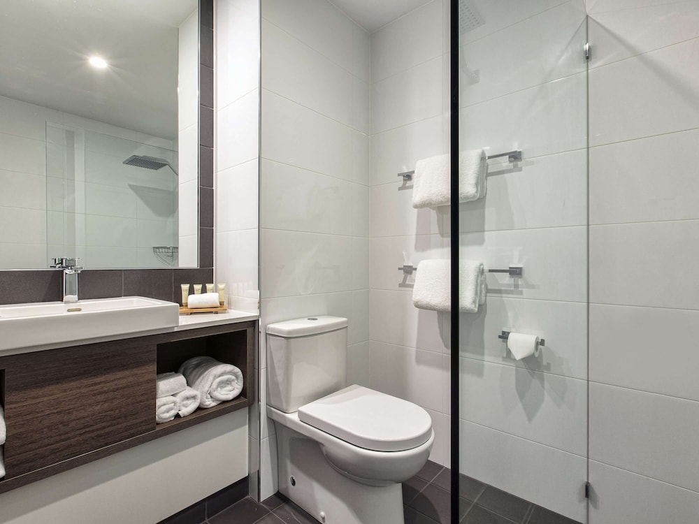 Mercure Sunshine Coast Kawana Waters 9/69