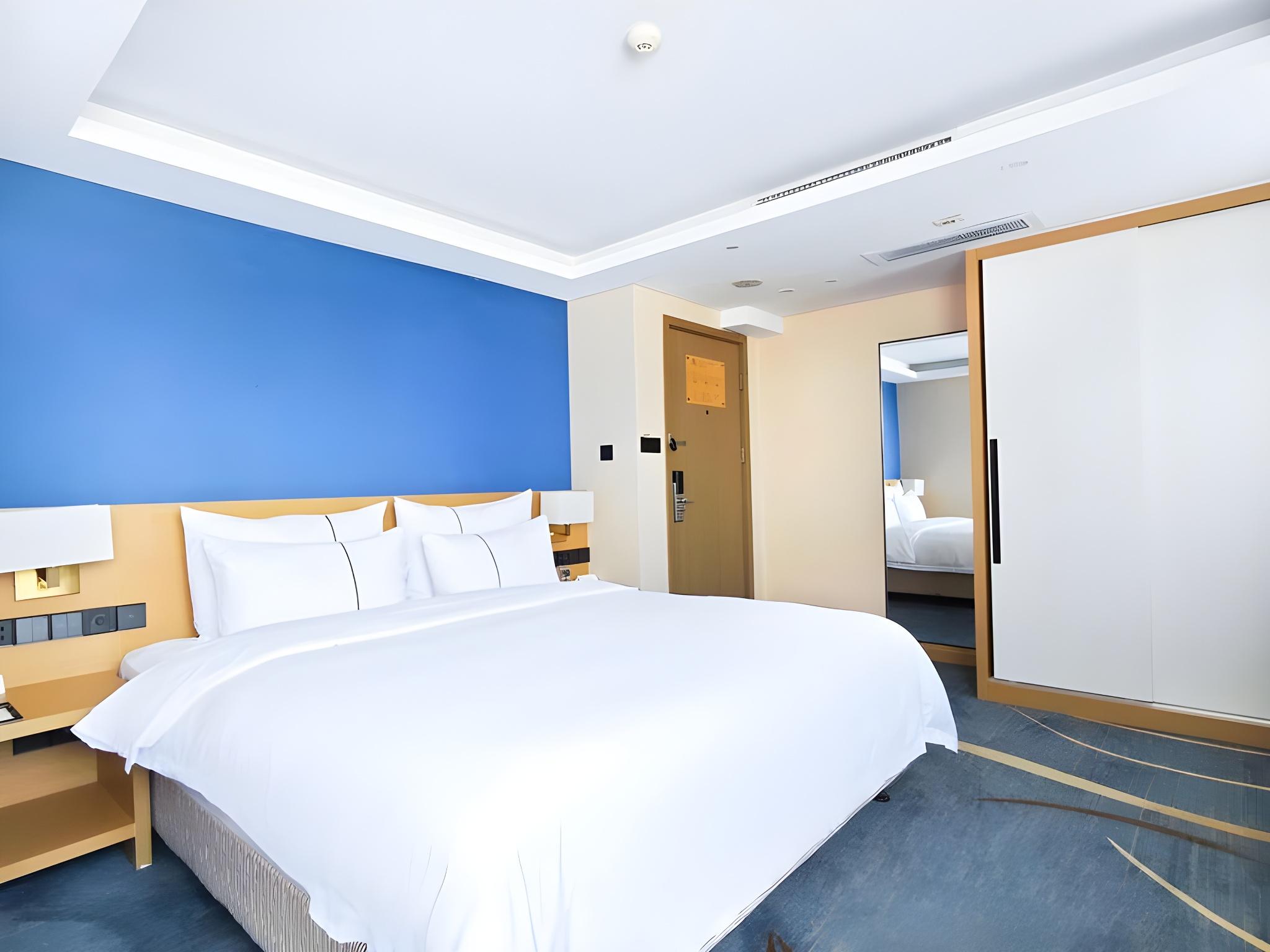 Boutique, Double Bed