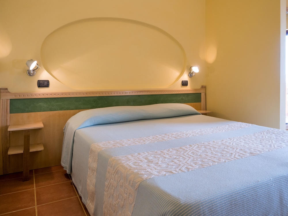 Hotel Cala Reale 14/65