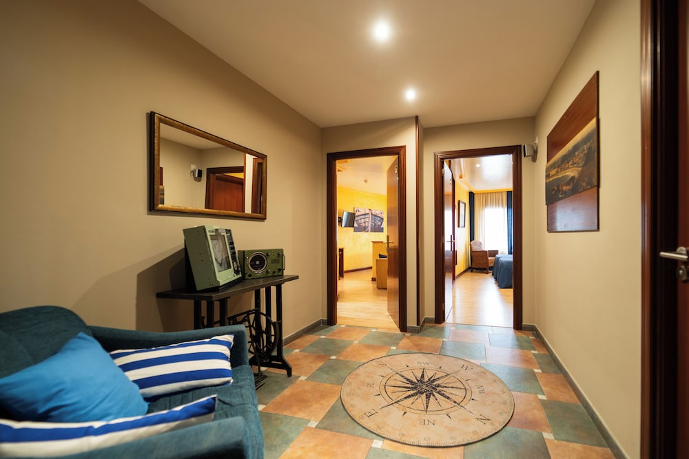 Hotel A. G. Porcillan 23/46