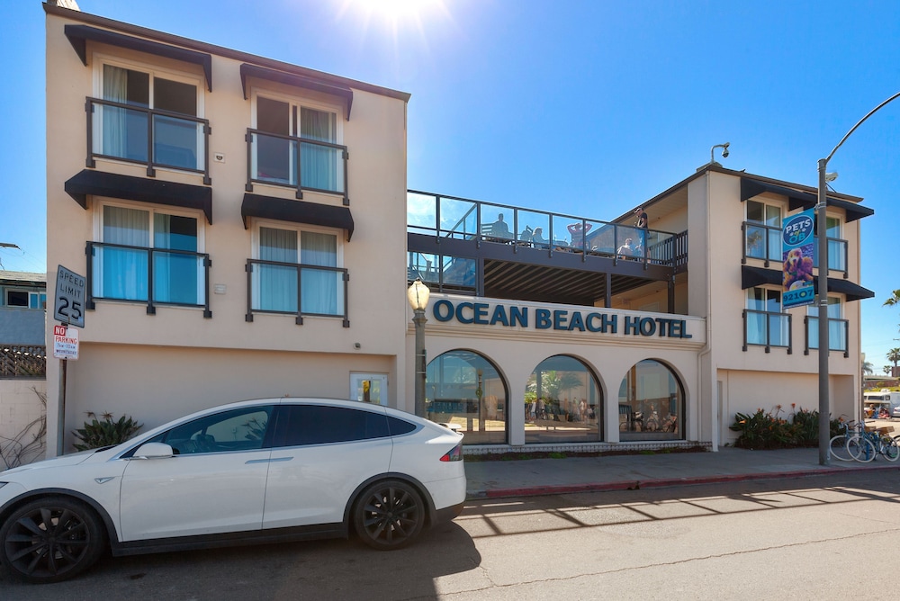 Ocean Beach Hotel 59/69