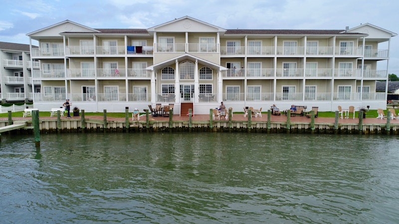 Hampton Inn And Suites Chincoteague Waterfront 45/53