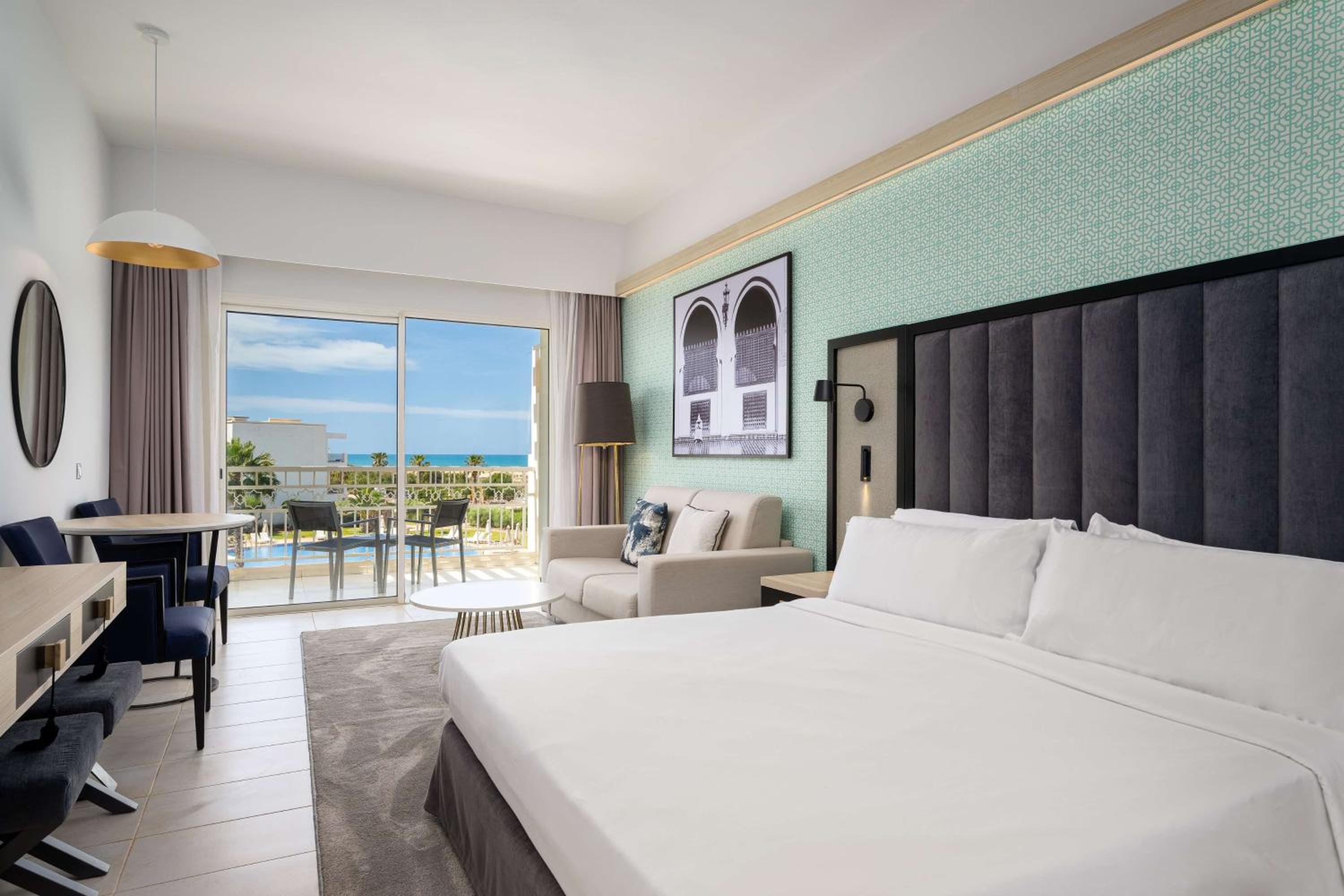 Premium, Lateral Side Sea View, Balcony