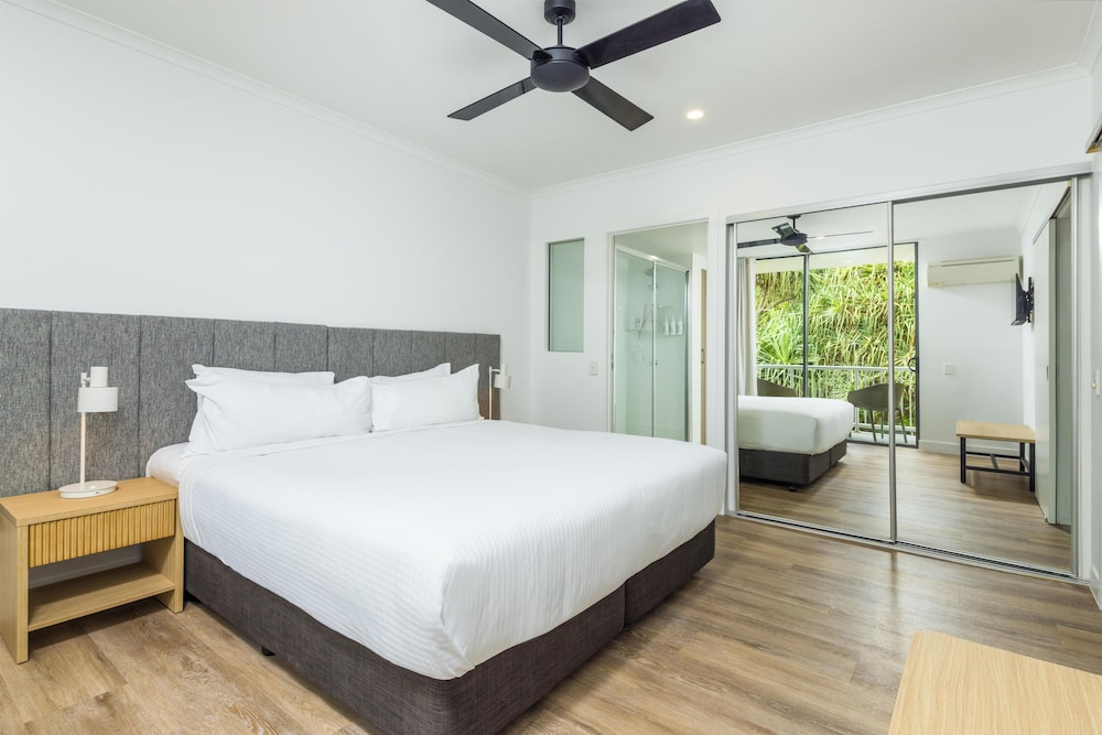 غرفة بريميير بإطلالة على الحديقة بغرفتي نوم، Oaks Port Douglas Resort 2/6