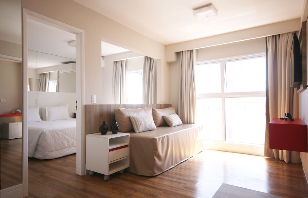 Ez Aclimação Hotel 17/100