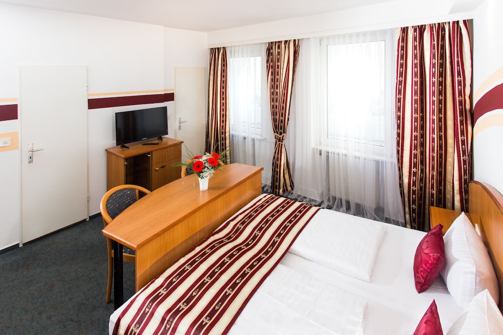 Hotel Condor 16/41