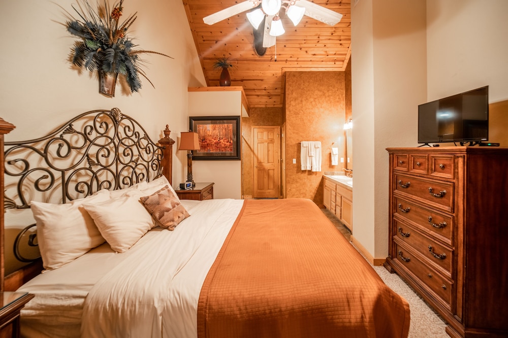 Cabins At Grand Mountain By Thousand Hills Resort 11/49