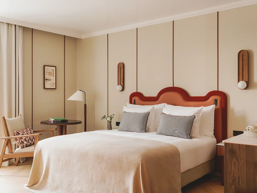 Paseo, Superior, Queen Bed, Terrace، Condes de Barcelona 3/7