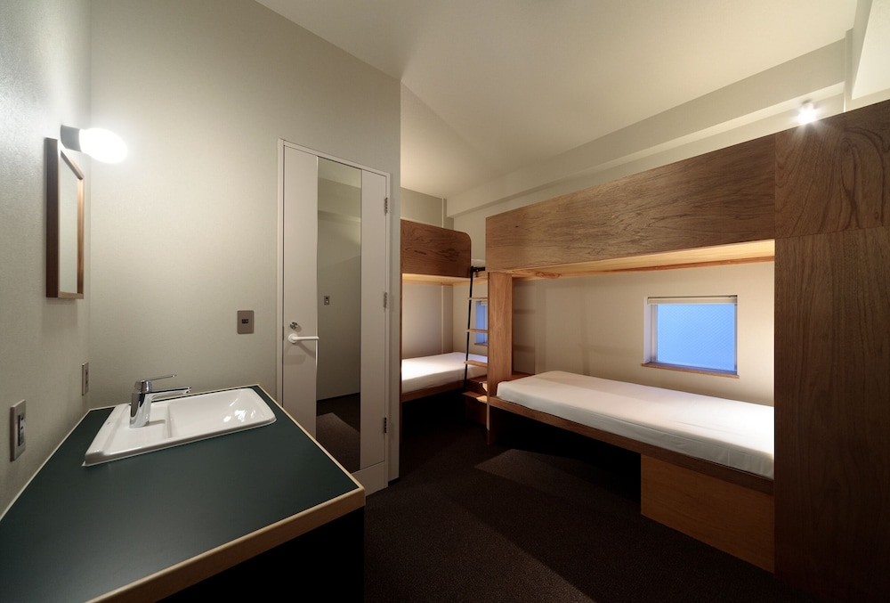 Bunshodo Hotel 48/50