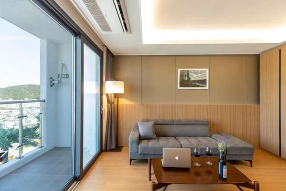 Ramada Plaza by Wyndham Dolsan Yeosu 51/64