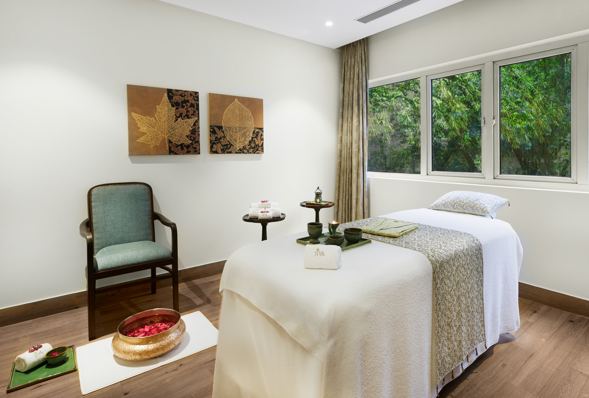 Vivanta Bengaluru Residency Road 29/77
