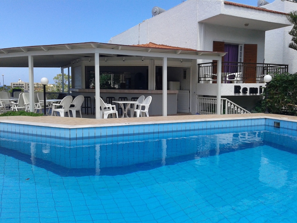 Remi Studios Apartments in HERSONISSOS