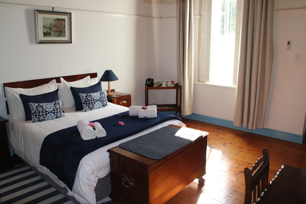 Petal's Place Guest House 10/39
