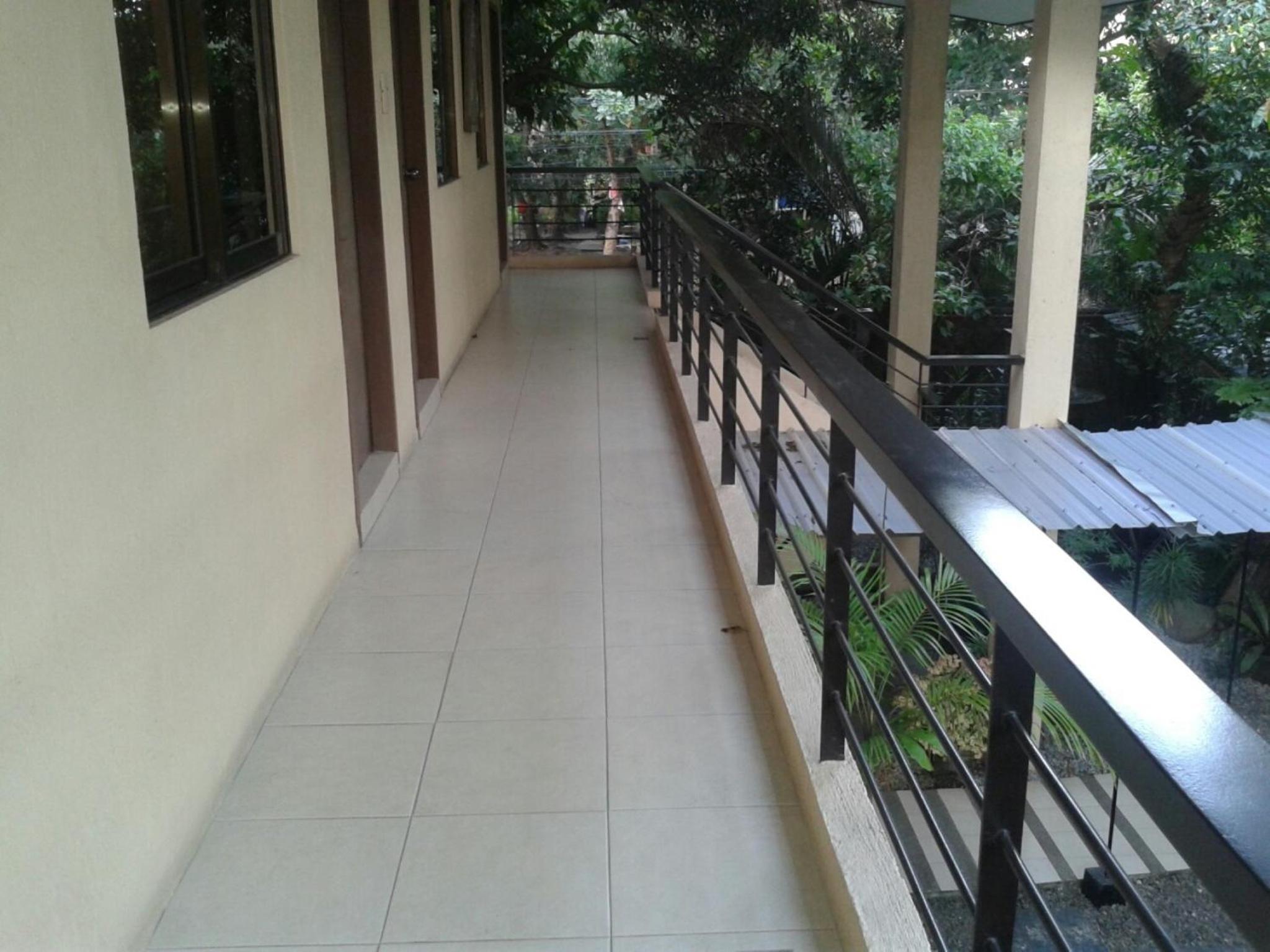 11th Street Bed and Breakfast Inn in BACOLOD