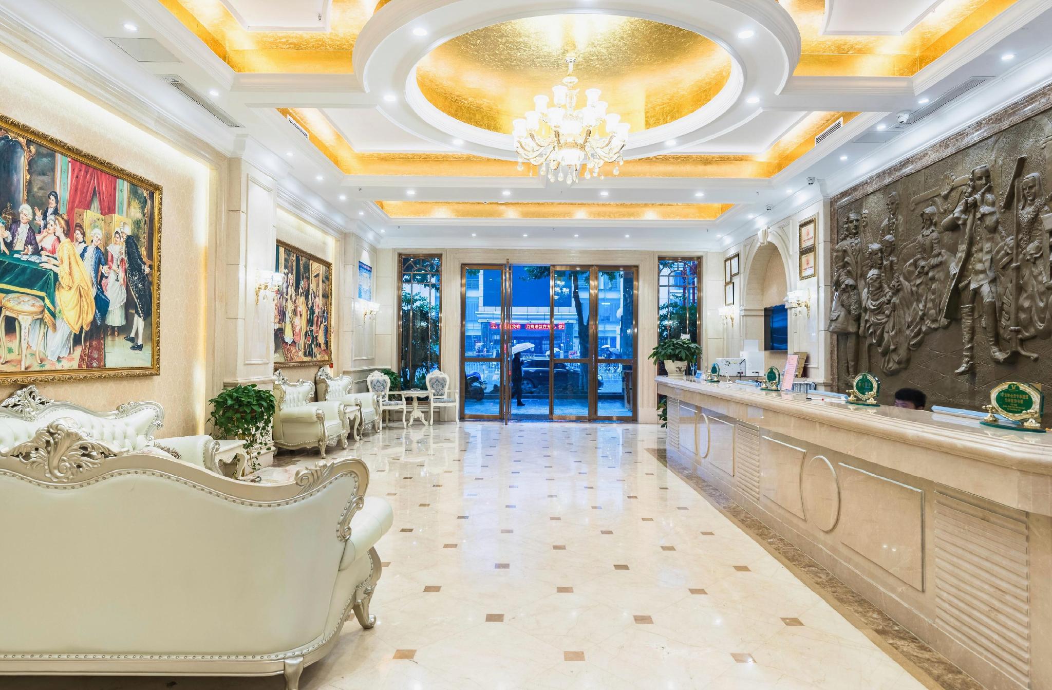 Vienna Hotel (Enshi Hangkong Avenue) 15/46