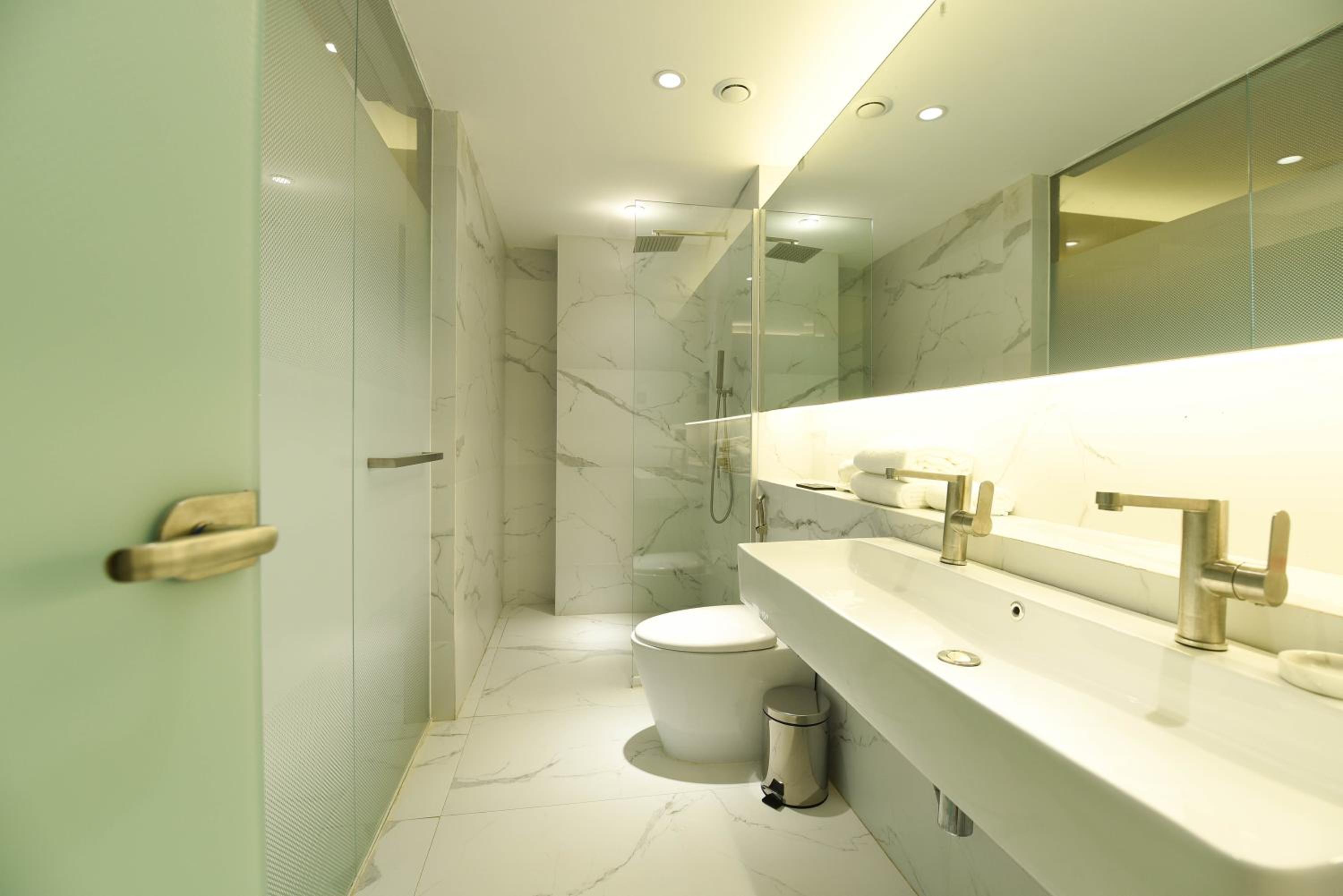 Family, 2 Double Beds, Red Hotel Cubao 9/10