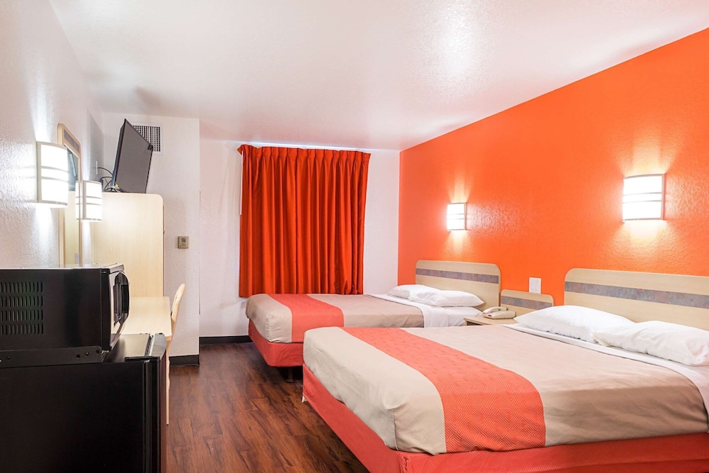 Motel6 San Antonio, TX - Sea World North 22/60