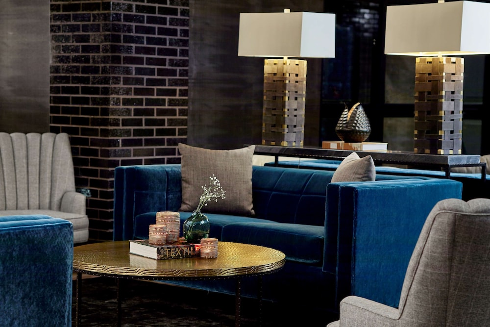 Cumberland House Knoxville, Tapestry Collection by Hilton 63/79