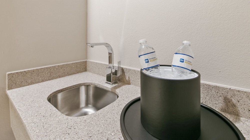Best Western Plus Houston Atascocita Inn & Suites 37/39