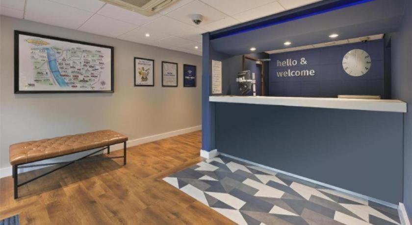 Travelodge Bromborough 4/14