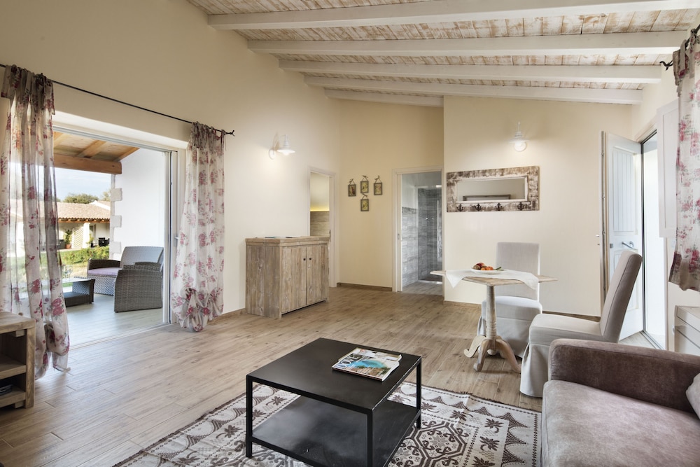Tenuta Pilastru 21/45