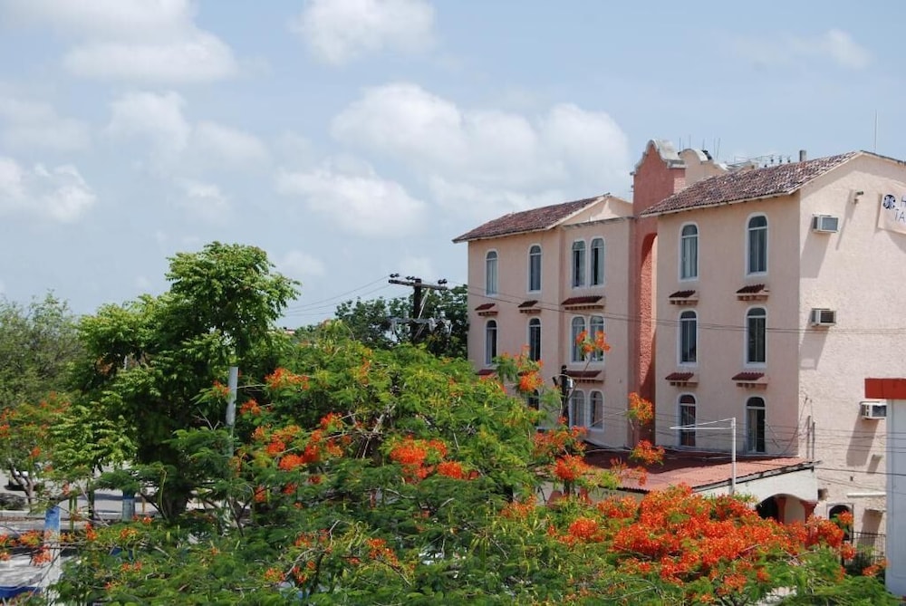 Tankah Hotel 8/51