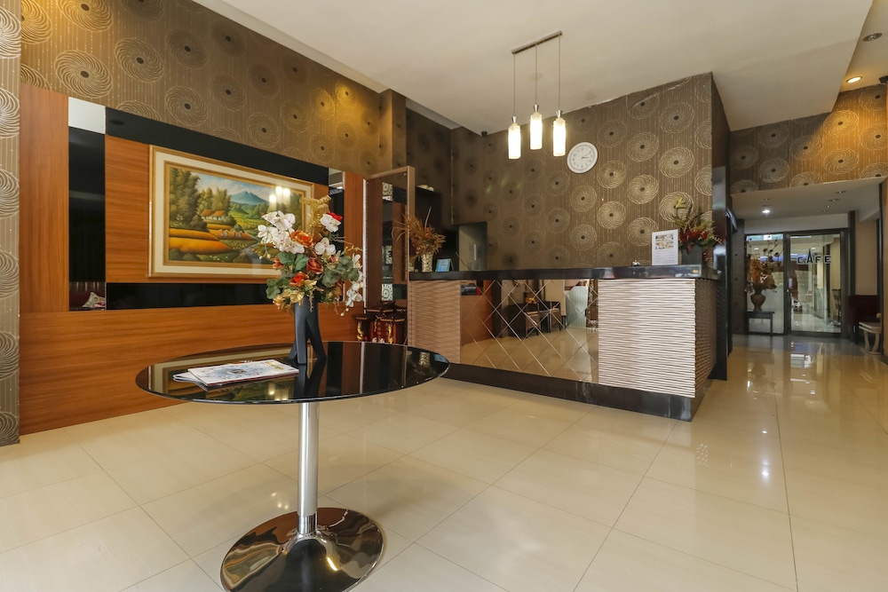 RedDoorz Plus Grand Populer Hotel (ex Nida Rooms Makassar Sulawesi) 4/33