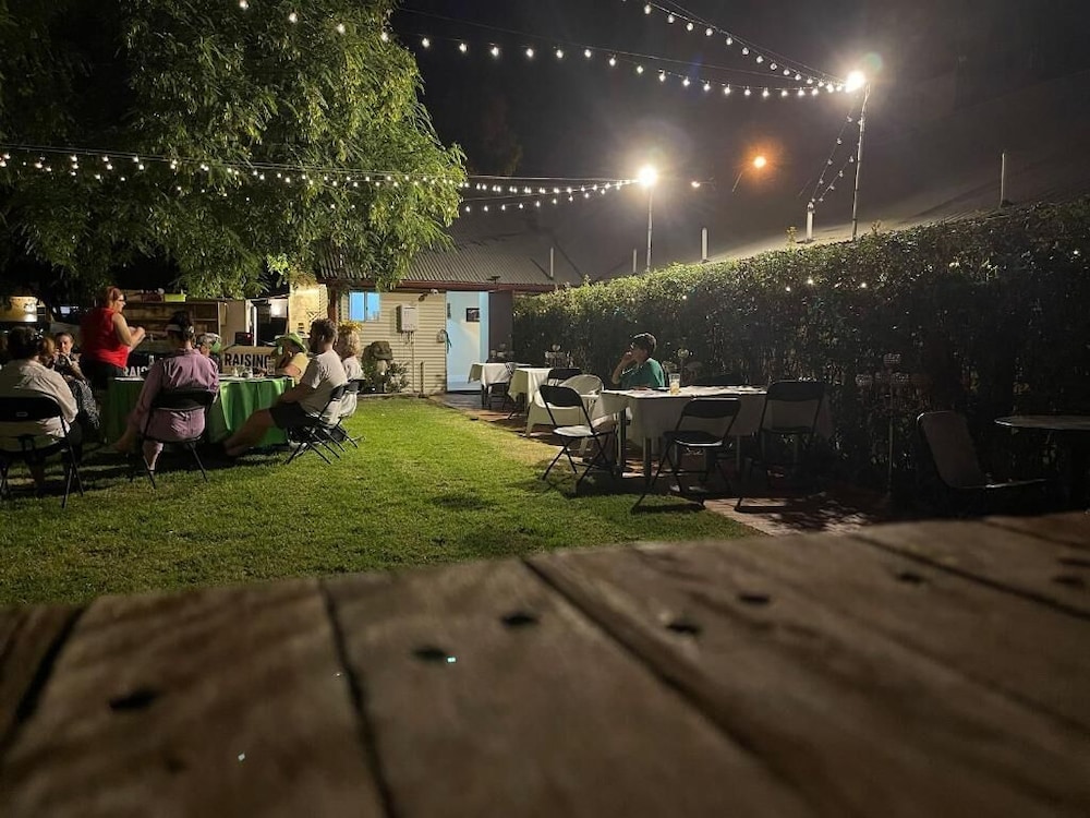 Club Boutique Hotel Cunnamulla 36/50