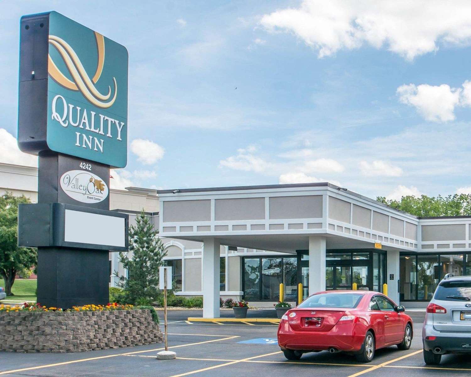 Quality Inn Geneseo 32/33