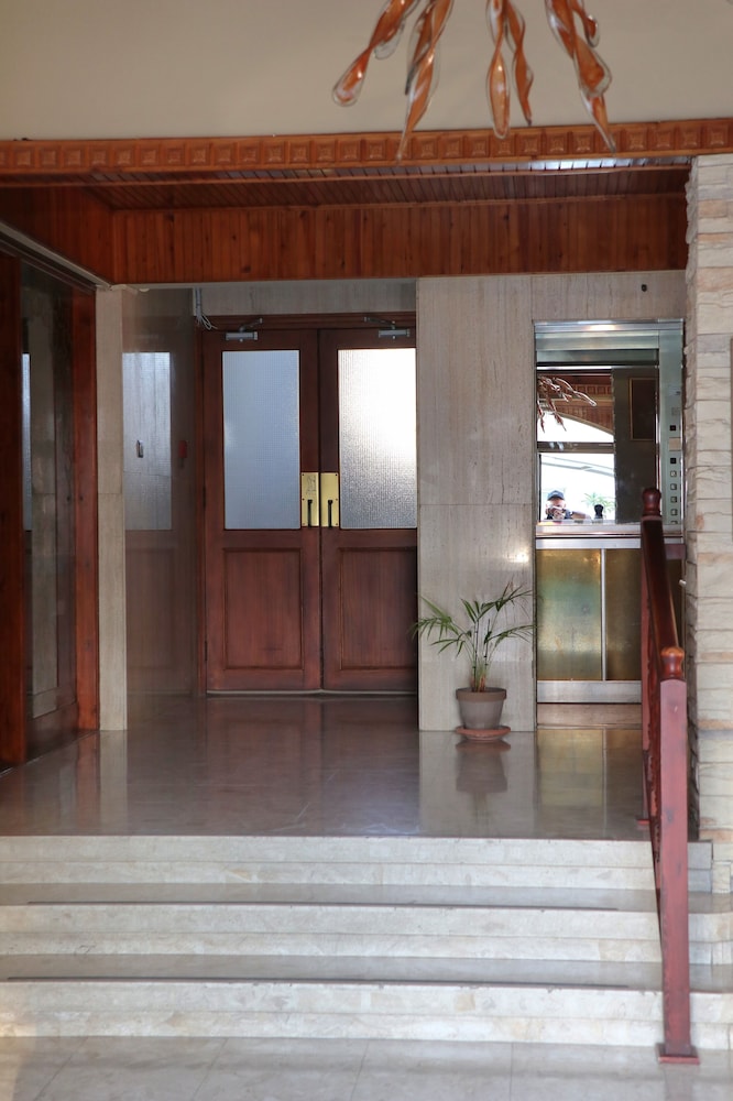 Layiotis Hotel Apartments 5/23