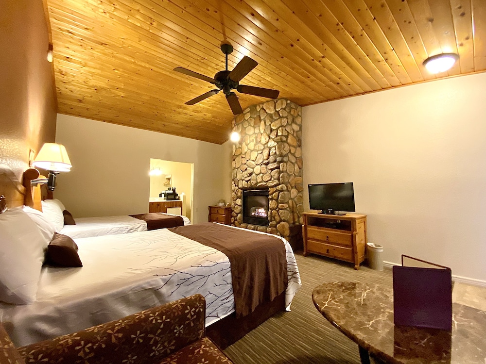Majestic Mountain Inn 23/68