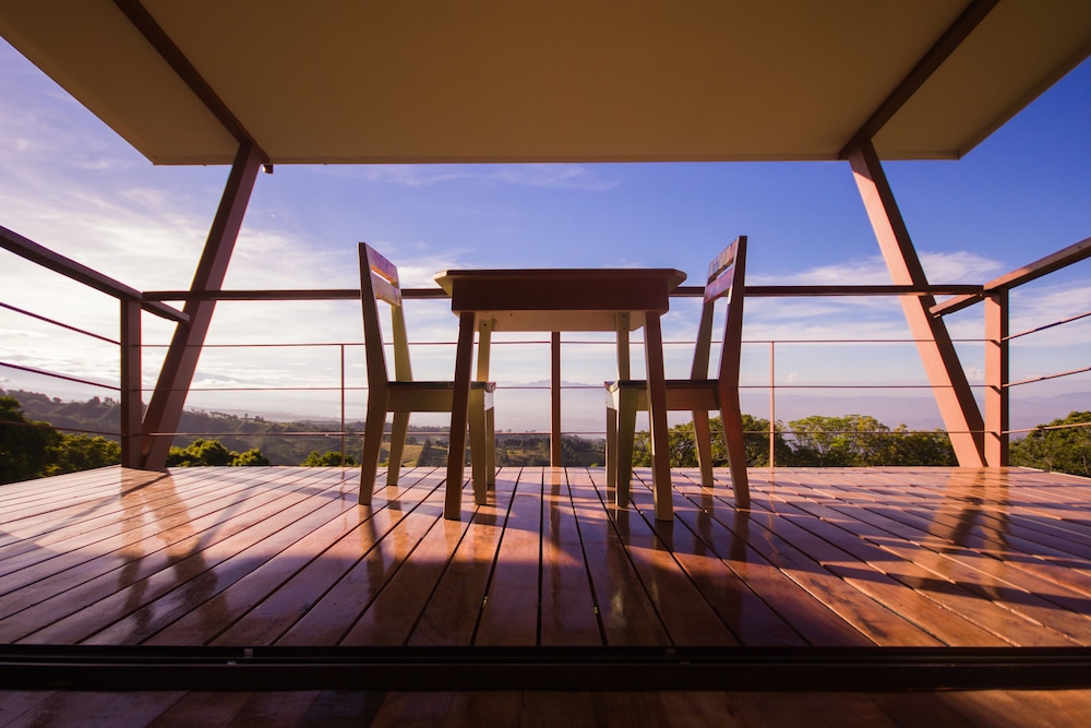 Chayote Lodge 45/50