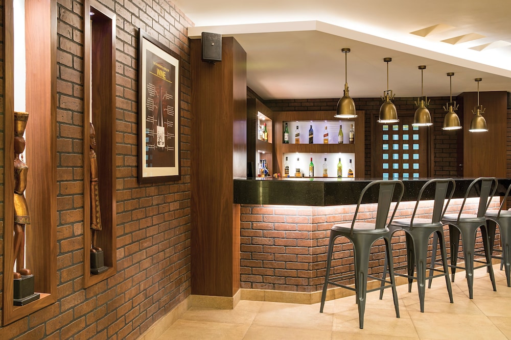 Lemon Tree Hotel Alwar 22/24