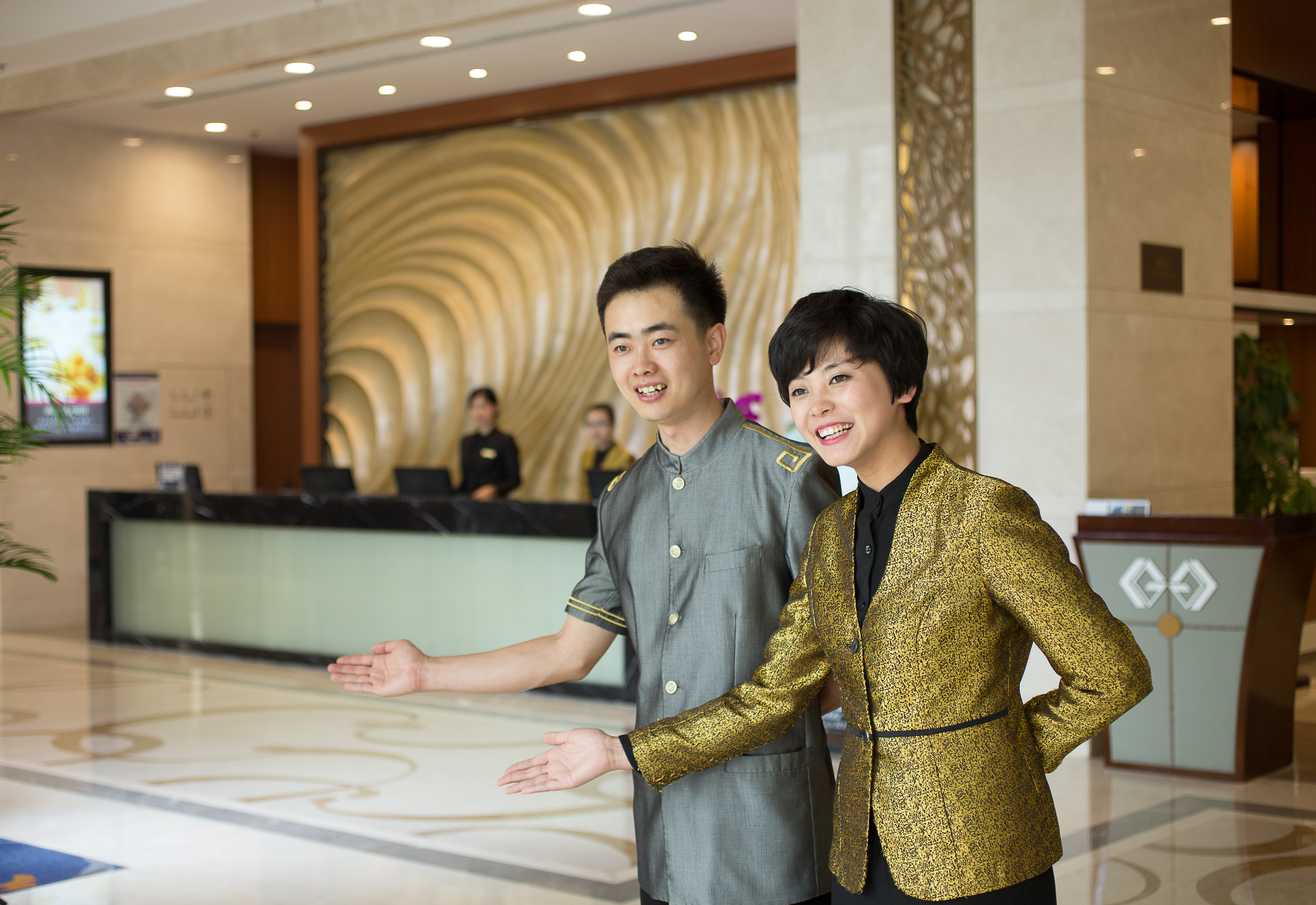 Qingdao Gloria Plaza Hotel 2/22