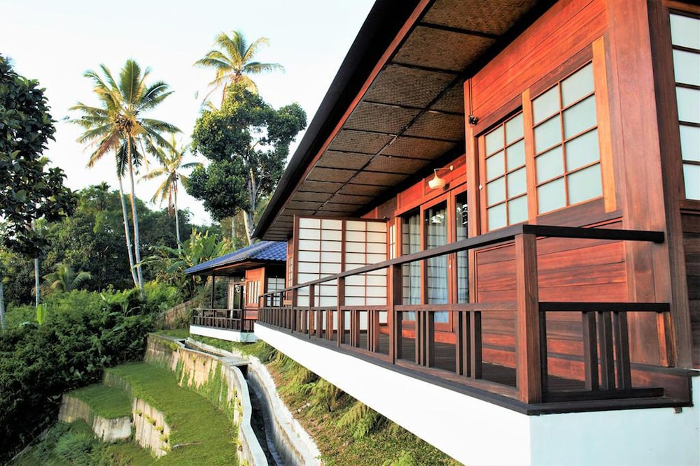 Suarapura Resort and SPA in BALI