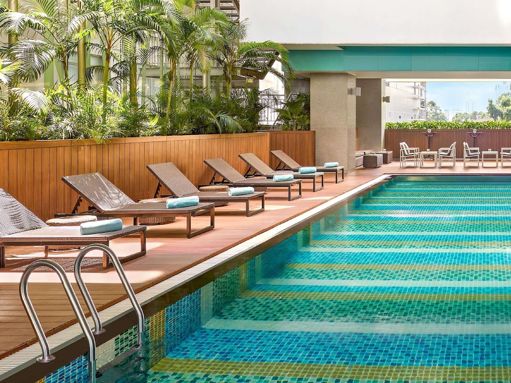 Novotel Saigon Centre 63/67