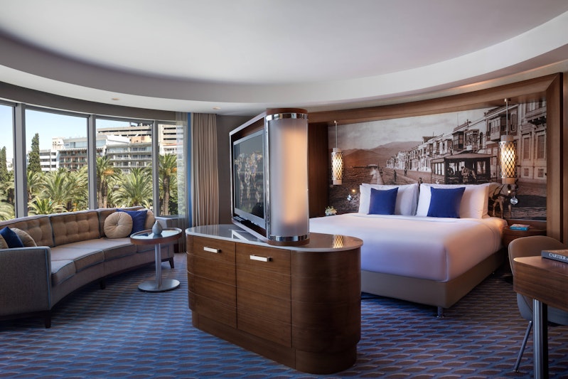 Renaissance Izmir Hotel 8/57