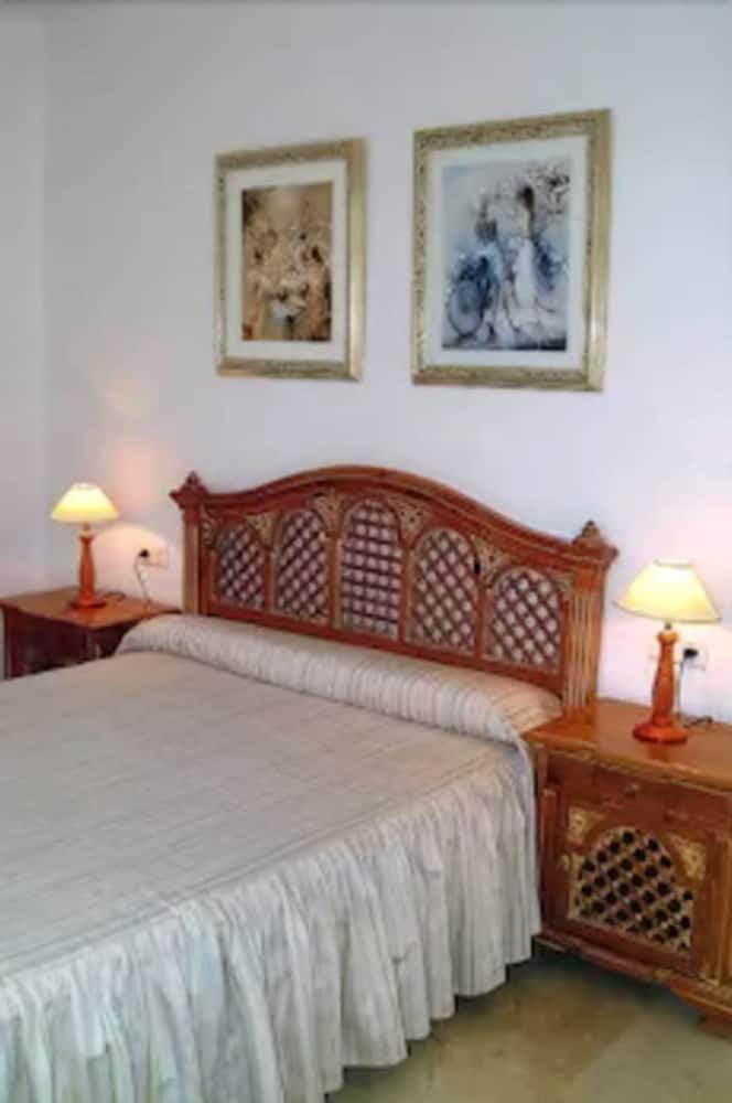 2 BEDROOMS, VILLA