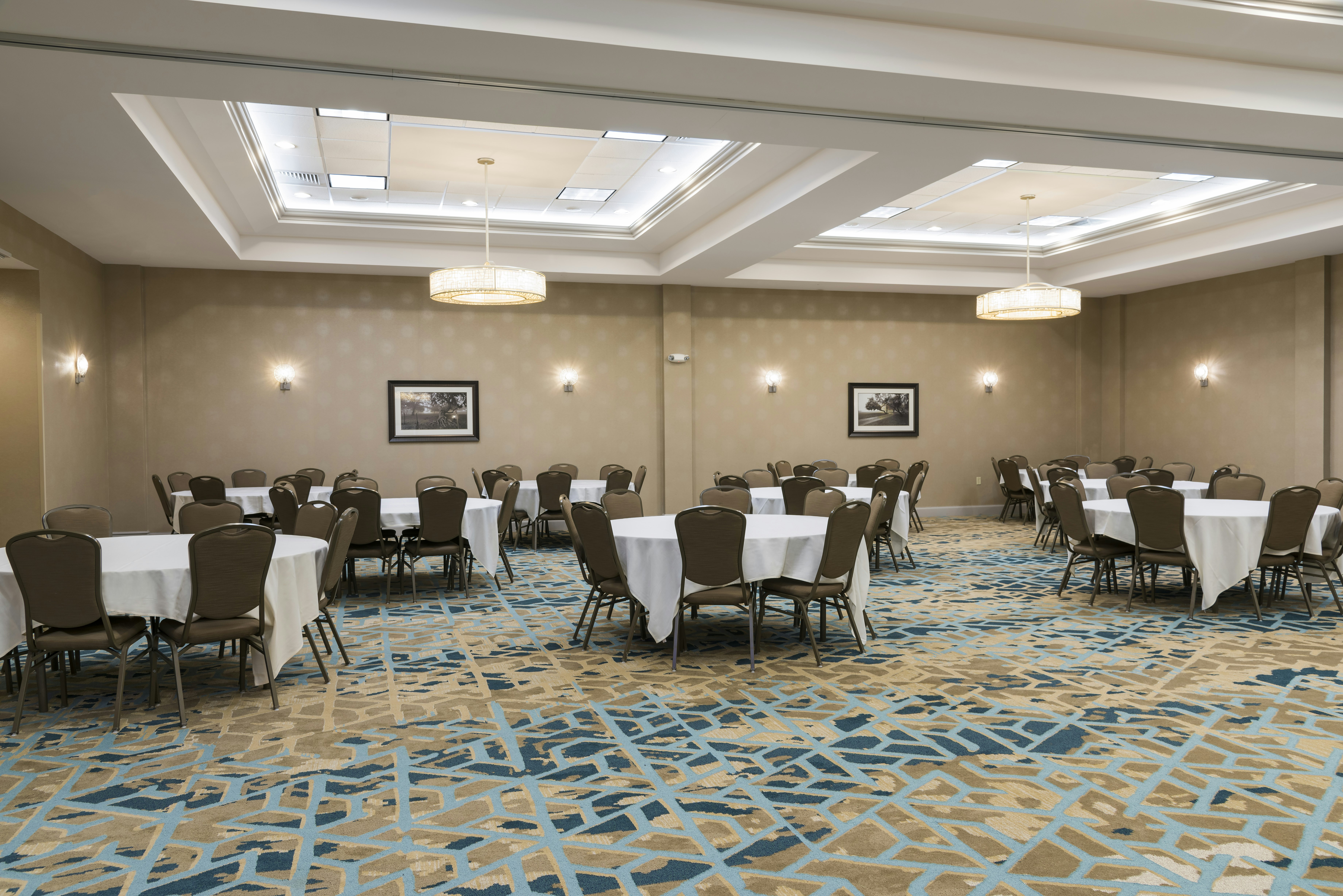 Doubletree By Hilton Pleasant Prairie Kenosha 39/48