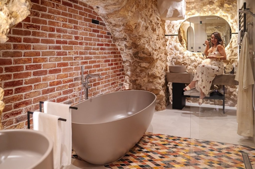 Cave، Nomadic Urban Premium Suites 2/7