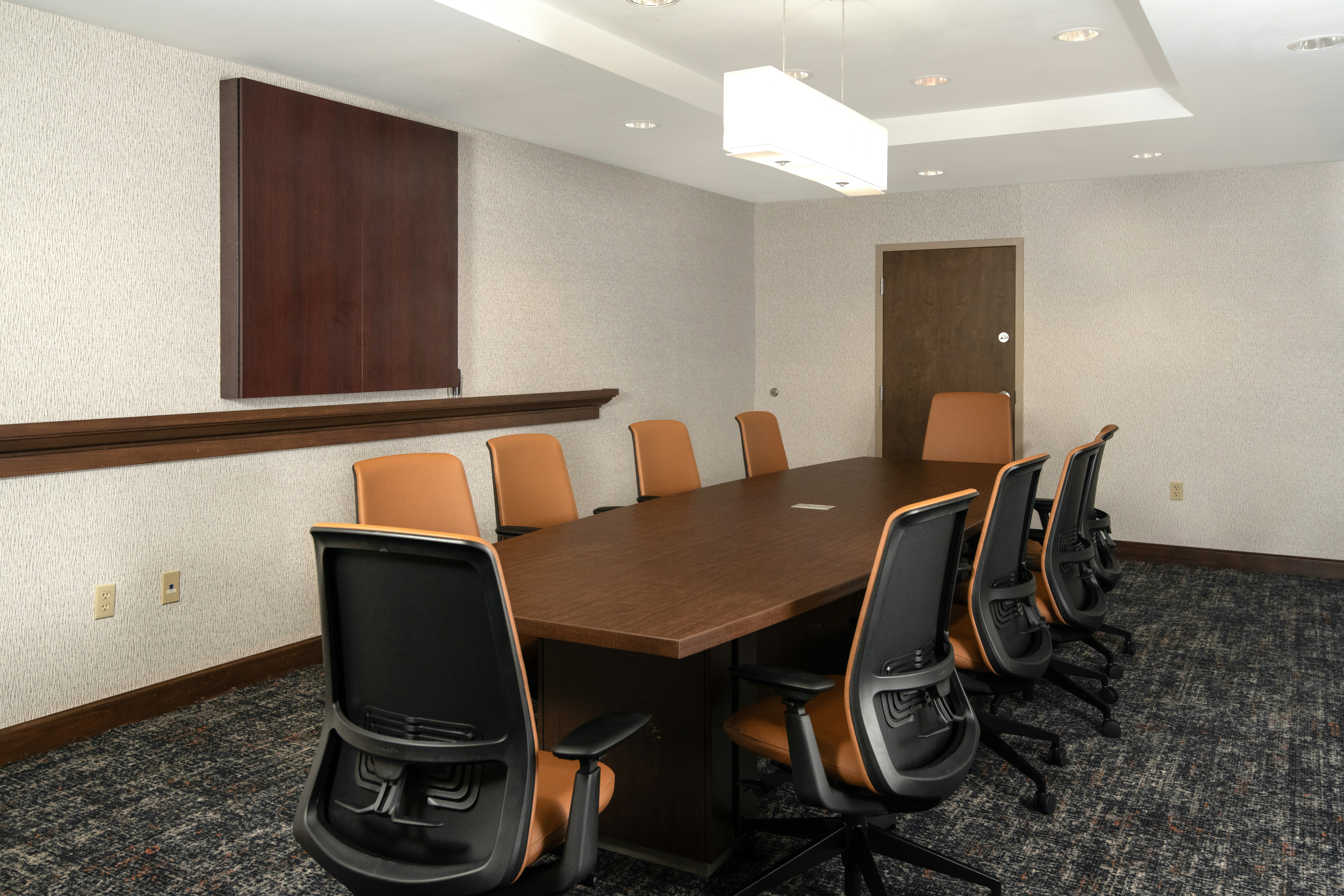 HAMPTON INN AUSTIN/OAK HILL 50/64
