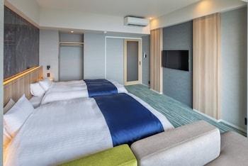 Deluxe, Semi Double Bed